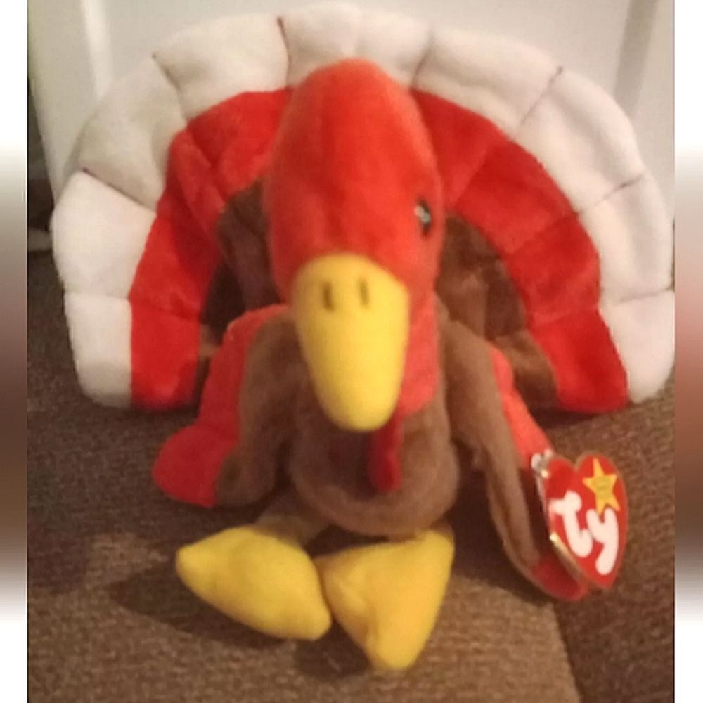 Ty Beanie Baby - GOBBLES the Turkey (5.5 Inch) NEW MINT with MINT TAGS Retired